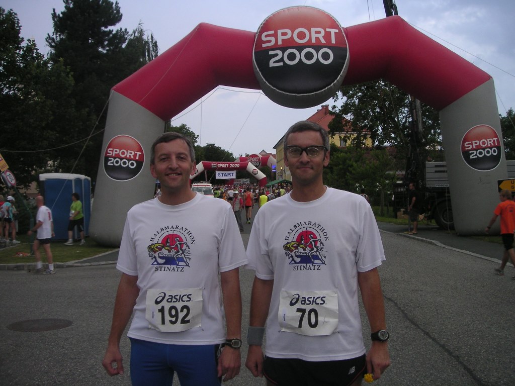 Die Zwillingsbrüder - geboren am 19.2.70 => Startnummern!!! - vor dem Stinatz-HM 2009