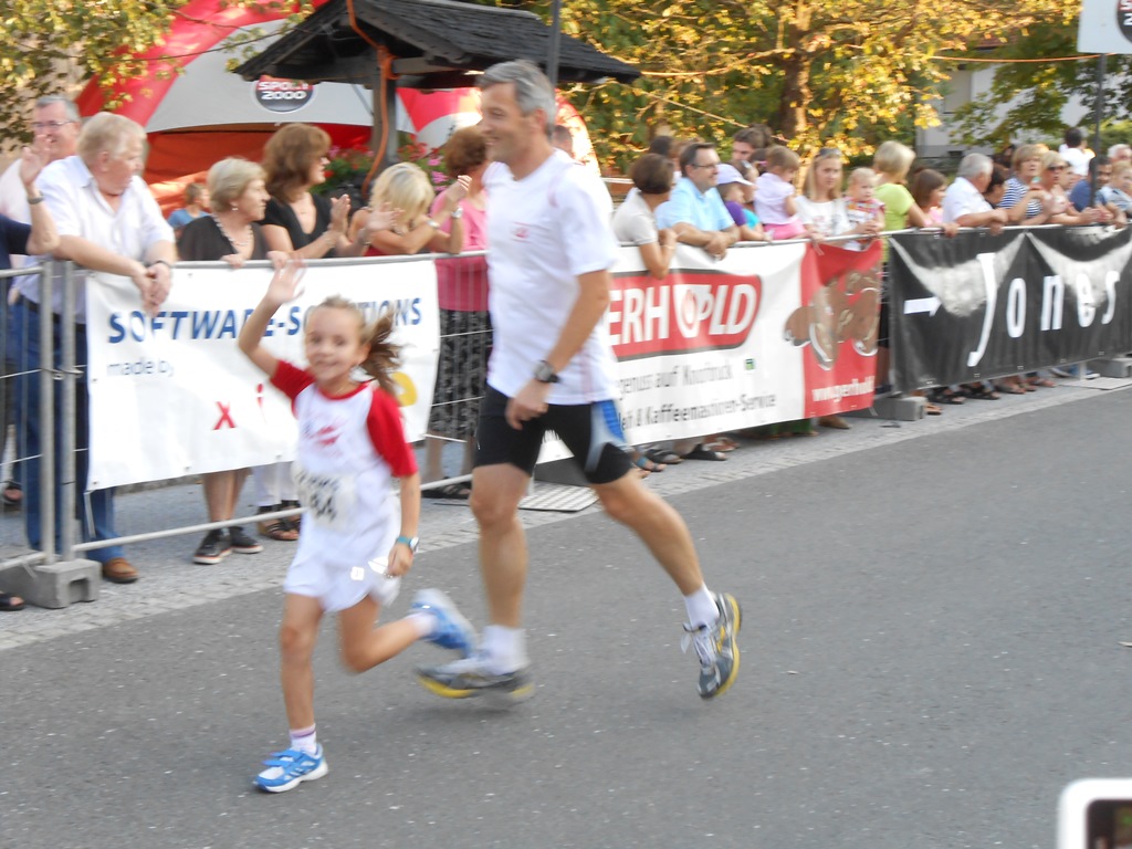 Stinatz-HM 2013 - Alina beim Kinderlauf